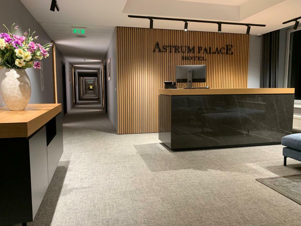 Astrum Palace Mažeikiai المظهر الخارجي الصورة